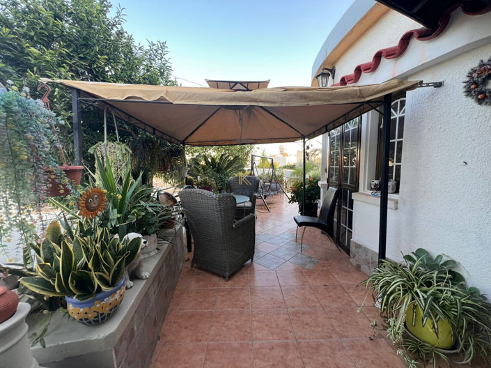 Image No.4-3 Bed House for sale