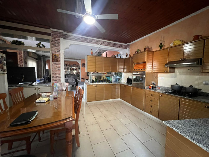 Image No.5-3 Bed House for sale