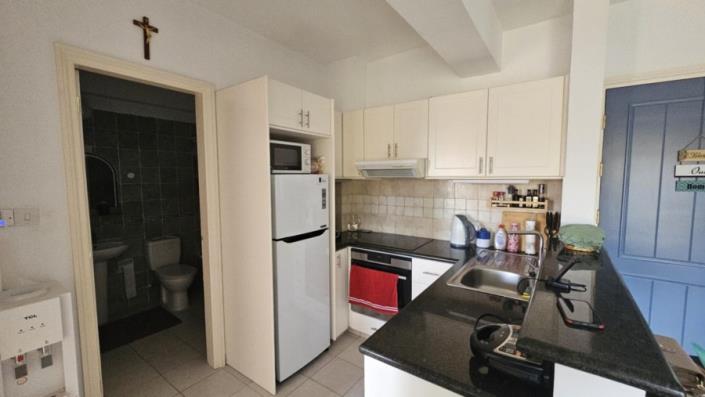 Image No.10-2 Bed Apartment for sale