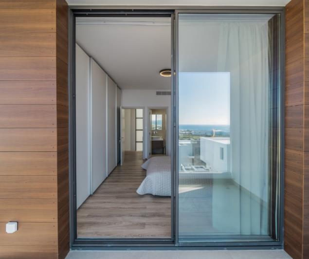 Image No.22-3 Bed Villa / Detached for sale