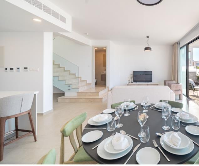 Image No.12-3 Bed Villa / Detached for sale