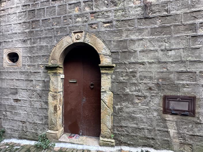 Image No.54-5 Bed Semi-Detached for sale