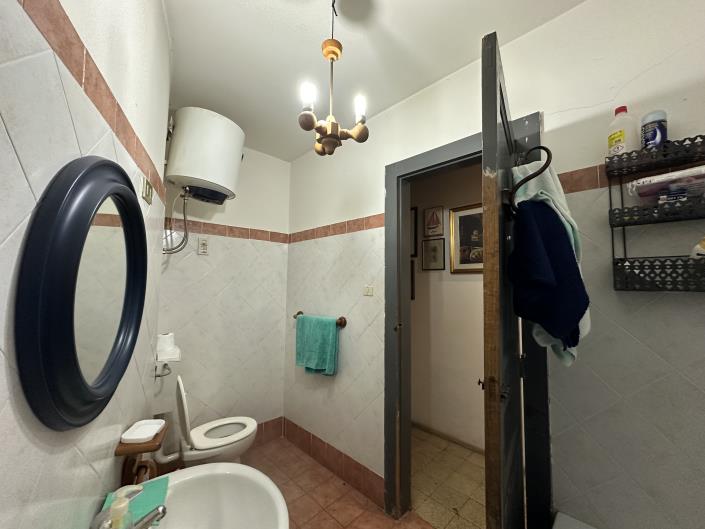 Image No.15-3 Bed Property for sale