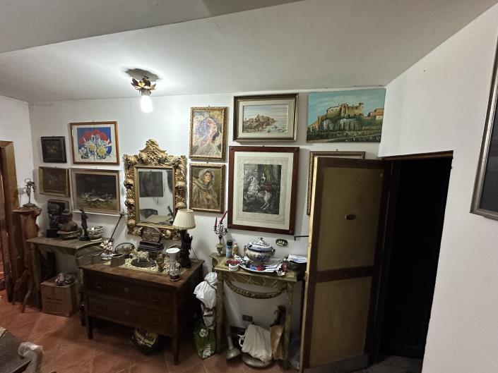 Image No.25-3 Bed Property for sale