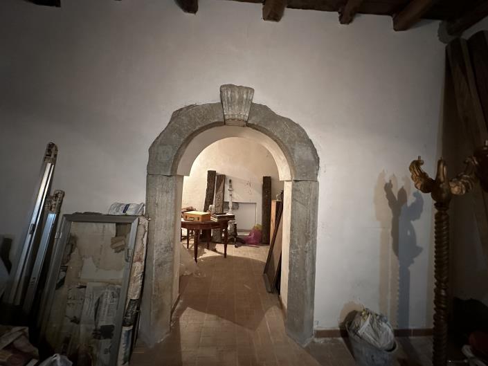 Image No.40-3 Bed Property for sale