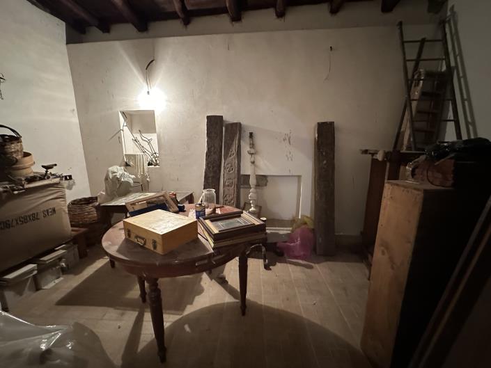 Image No.41-3 Bed Property for sale