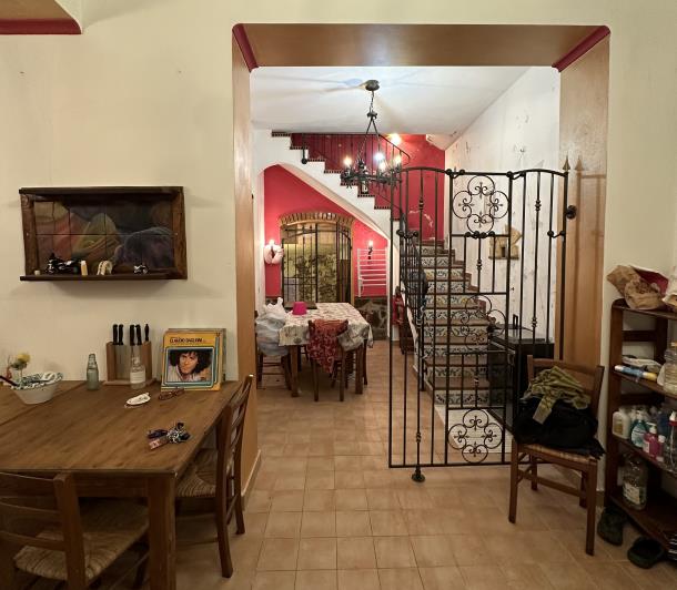 Image No.36-6 Bed Semi-Detached for sale