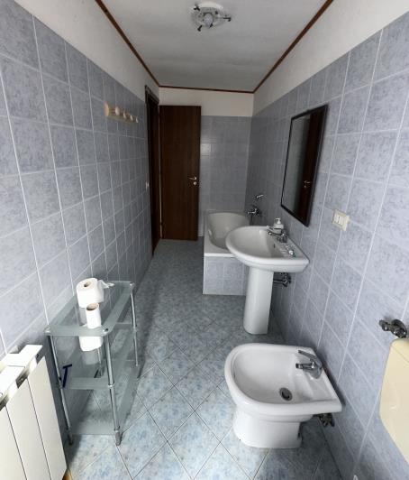 Image No.29-6 Bed House for sale