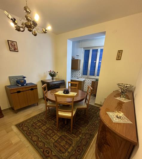 Image No.27-5 Bed Semi-Detached for sale