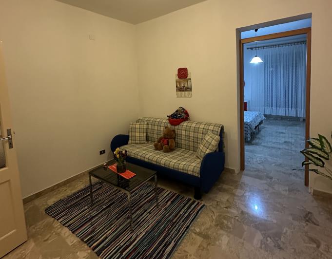 Image No.17-5 Bed Semi-Detached for sale