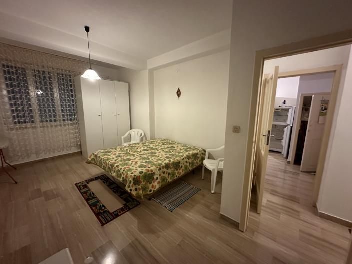 Image No.14-5 Bed Semi-Detached for sale