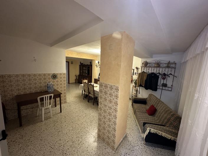 Image No.32-5 Bed Semi-Detached for sale