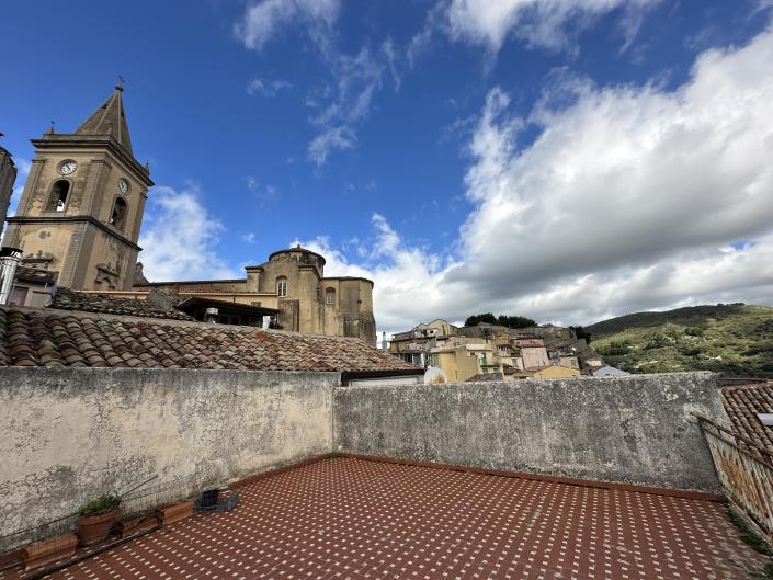 Image No.14-3 Bed Semi-Detached for sale