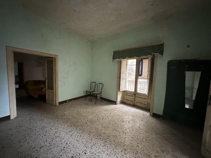 Image No.7-3 Bed Semi-Detached for sale