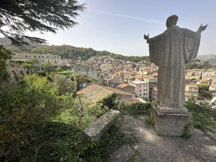 Image No.15-Semi-Detached for sale