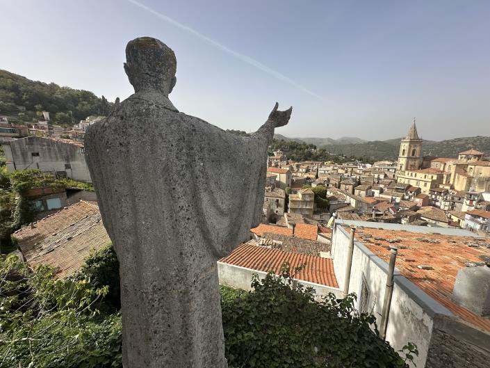 Image No.16-Semi-Detached for sale