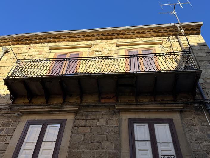 Image No.39-4 Bed Semi-Detached for sale