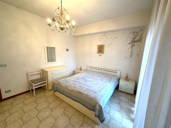 Image No.17-3 Bed Townhouse for sale