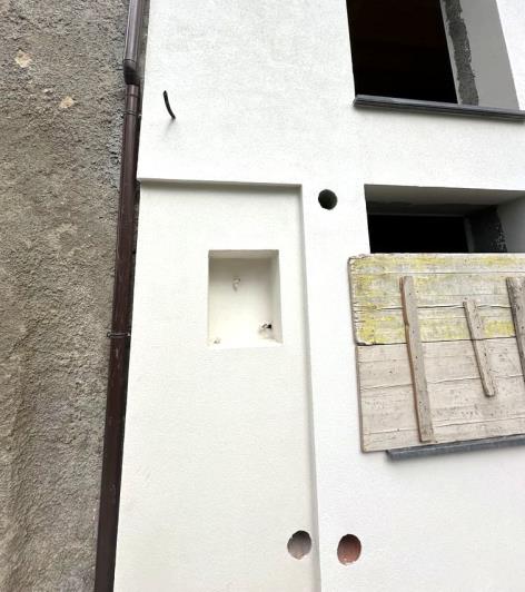 Image No.10-2 Bed Townhouse for sale