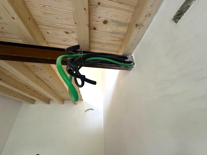 Image No.15-2 Bed Townhouse for sale