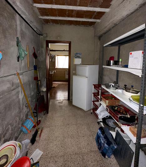 Image No.33-2 Bed Townhouse for sale