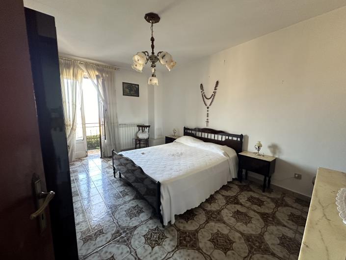 Image No.9-3 Bed Townhouse for sale