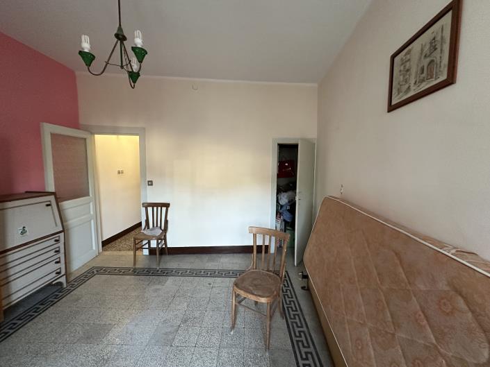 Image No.18-4 Bed Townhouse for sale