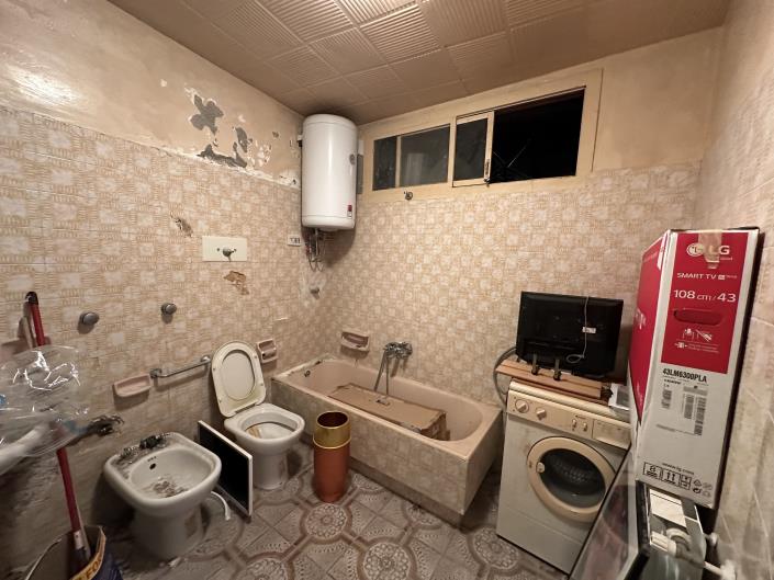 Image No.27-4 Bed Townhouse for sale