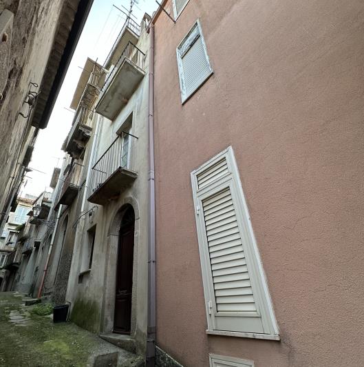 Image No.29-4 Bed Townhouse for sale