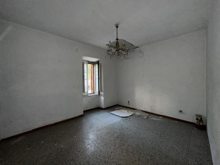 Image No.15-3 Bed Semi-Detached for sale