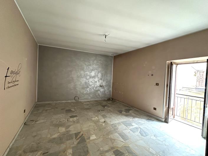 Image No.7-2 Bed Townhouse for sale