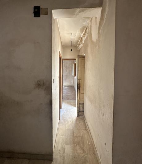 Image No.17-2 Bed Semi-Detached for sale