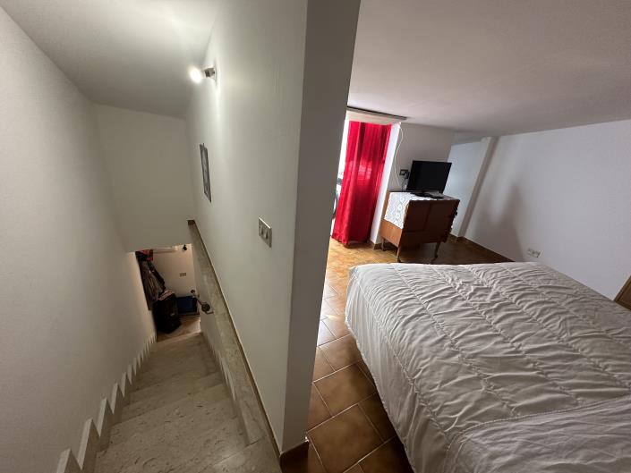 Image No.19-1 Bed Townhouse for sale