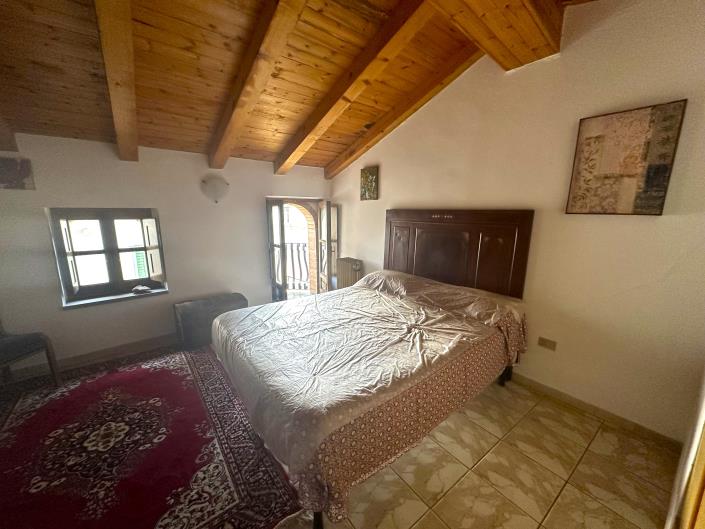 Image No.8-1 Bed Semi-Detached for sale