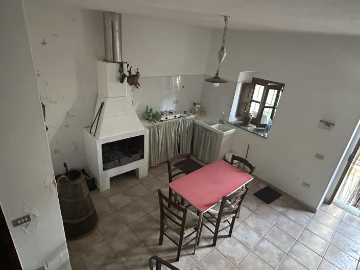 Image No.16-1 Bed Semi-Detached for sale