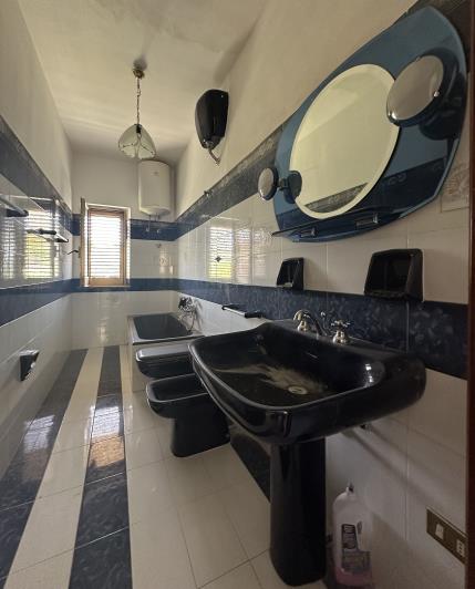 Image No.42-1 Bed Semi-Detached for sale