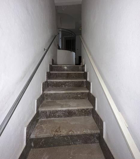 Image No.24-4 Bed Semi-Detached for sale