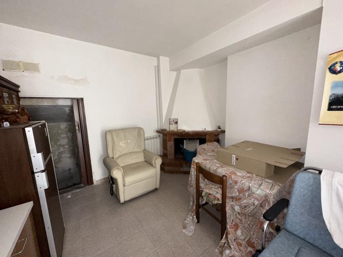 Image No.33-4 Bed Semi-Detached for sale