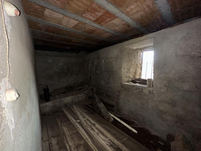 Image No.28-3 Bed House for sale