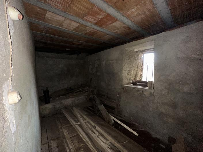 Image No.29-3 Bed House for sale