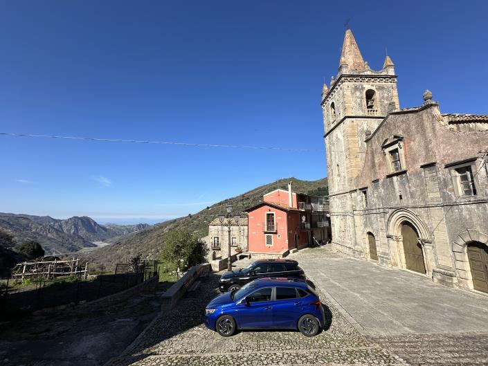 Image No.30-3 Bed Townhouse for sale