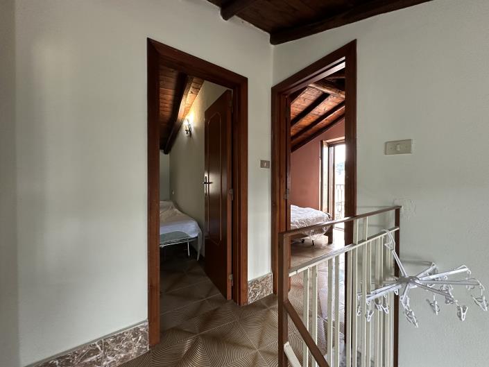 Image No.11-3 Bed Semi-Detached for sale