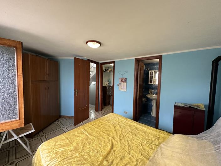 Image No.8-3 Bed Semi-Detached for sale