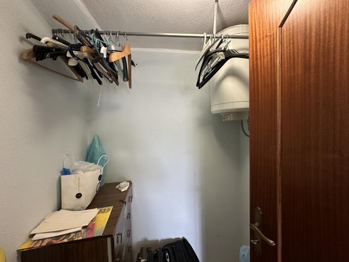 Image No.18-3 Bed Semi-Detached for sale