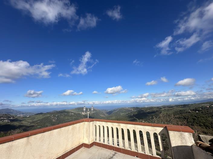 Image No.2-2 Bed Semi-Detached for sale