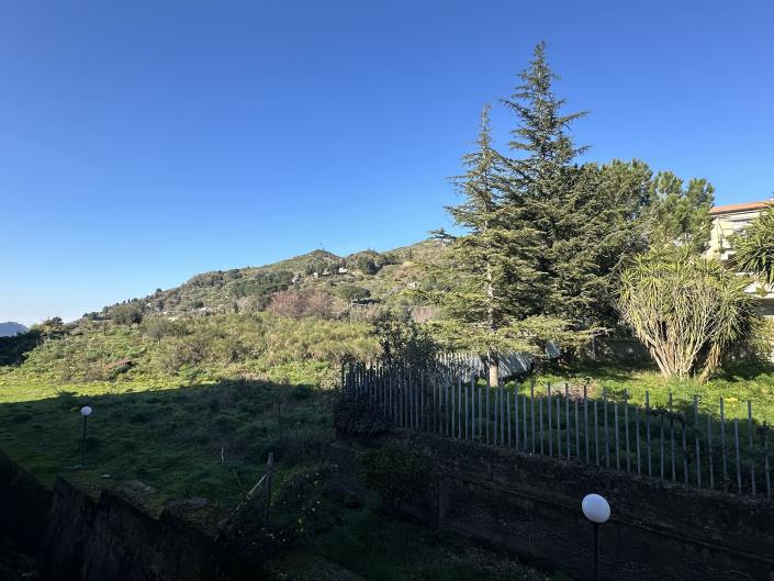 Image No.17-3 Bed Apartment for sale