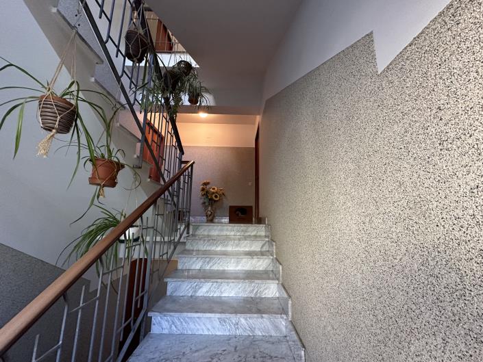 Image No.28-3 Bed Apartment for sale