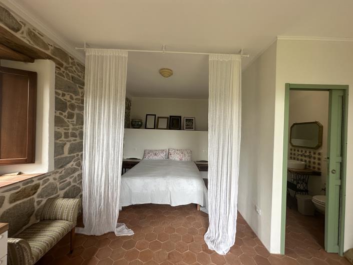 Image No.37-4 Bed Country House for sale