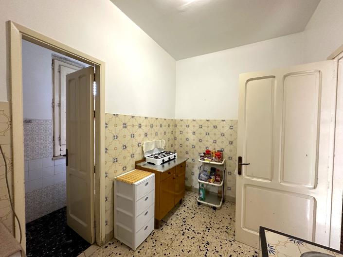 Image No.21-2 Bed Apartment for sale