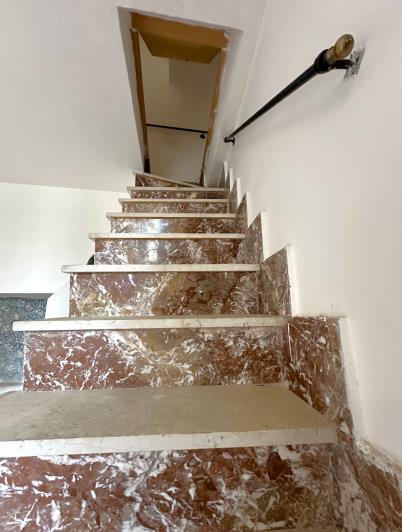 Image No.26-2 Bed Semi-Detached for sale